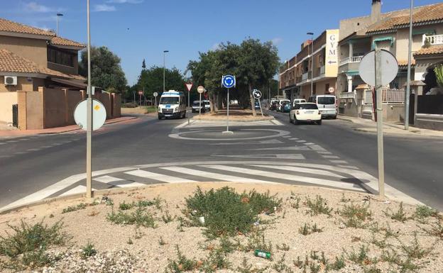 El bulevar de la calle Neptuno, aún a medio terminar, se concluirá con parte del superávit.