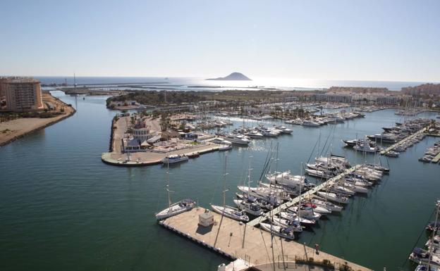 Panorámica del Puerto Tomás Maestre.
