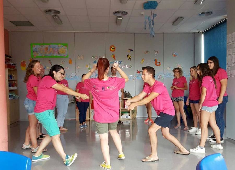Actividades con los voluntarios del proyecto.
