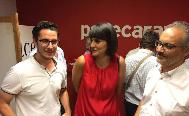 María González Veracruz, junto a Pepe Moreno y Juan Carlos Castillo.