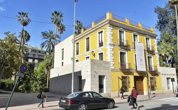 Fachada del edificio del Museo de la Ciudad.