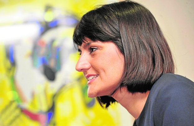 María González Veracruz, ayer, durante la rueda de prensa que ofreció en Murcia.