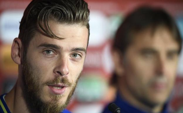 David de Gea atiende a los medios.