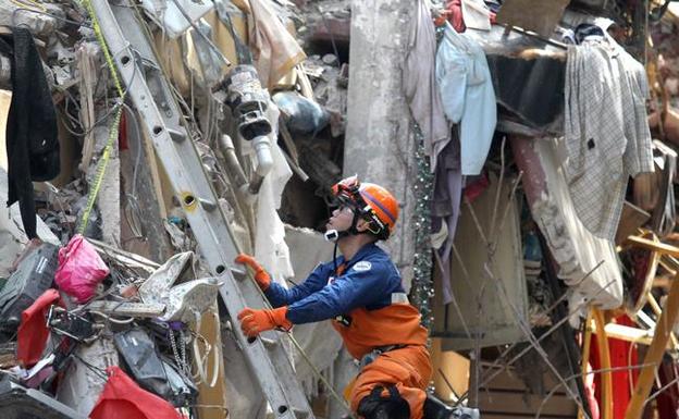 Un edificio colapsado por el terremoto que afecto el 19 de septiembre a Ciudad de México /EFE