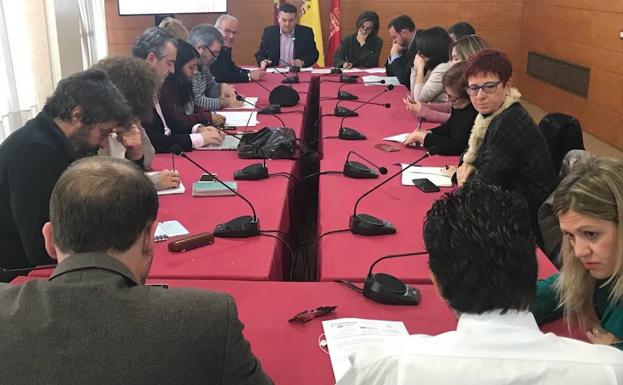 La reunión de la Comisión Especial Sugerencias y Reclamaciones./Ayuntamiento de Murcia