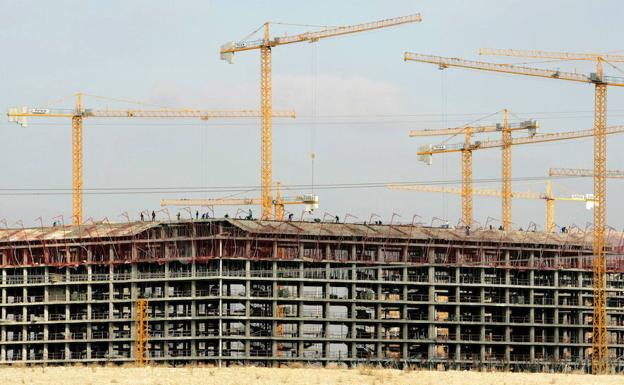 Masiva construcción de viviendas en Seseña (Madrid). /Andrea Comas (Reuters)