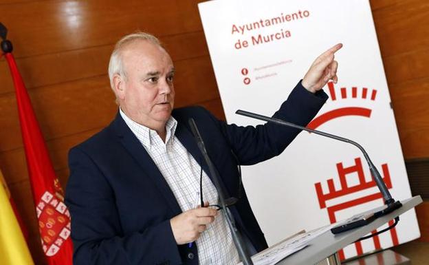 Eduardo Martínez-Oliva /LV