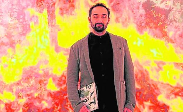 Torregar incendia sus pinturas