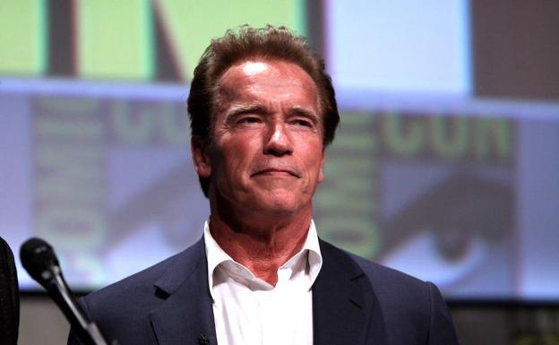 Arnold Schwarzenegger, operado de urgencia a corazón abierto