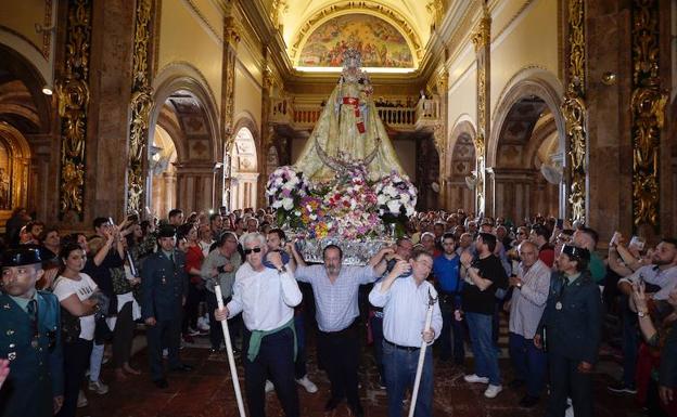 La Morenica dentro de su santuario./Nacho García / AGM
