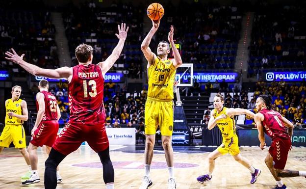 Así les hemos contado el directo del partido disputado entre el Tenerife y el UCAM