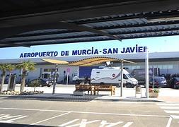 El aeropuerto contará con una nueva ruta. :: Foto: Antonio Gil/