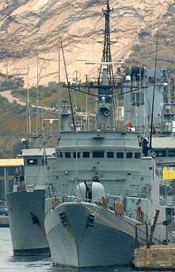 La Descubierta, amarrada a puerto. / ANTONIO GIL/AGM/