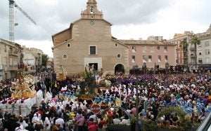 El encuentro del Domingo de Resurrección, en una imagen tomada la pasada Semana Santa. :: A. GÓMEZ/