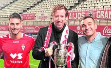 Roca, junto a Armando y Adrián tras ganar la Copa Federación./LV