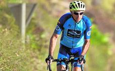 Pepe Uribe entrenándose para el Everesting de la semana que viene en Portmán./LV