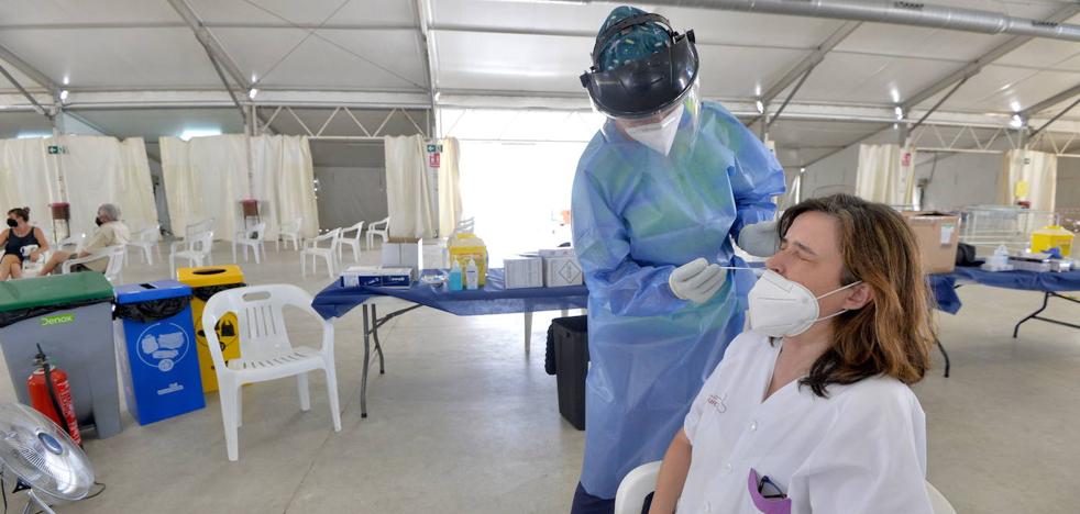Datos coronavirus en Murcia | Los contagios de coronavirus siguen cayendo en la Región de Murcia, que suma 221 casos y dos fallecidos - Vimarsana News