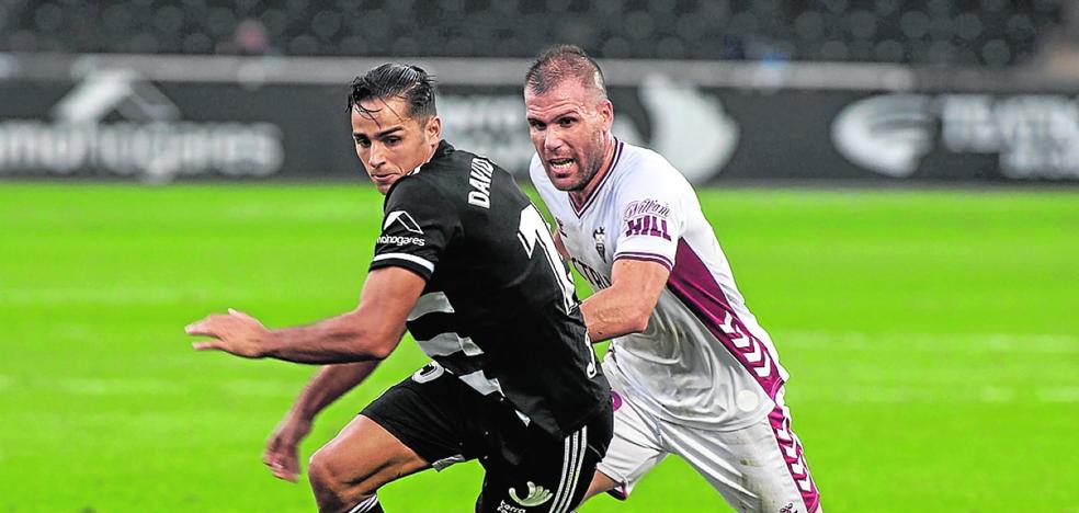 Fútbol | FC Cartagena: La lesión de Luna abre una puerta a David Simón - Vimarsana News