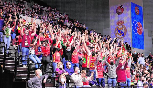 Pepper Pride.  The UCAM fans, who beat the Barça fans in the stands, cheering on their team during last night's game. 