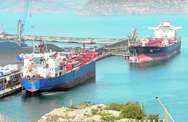 Two oil tankers docked in the port of Escombreras. 