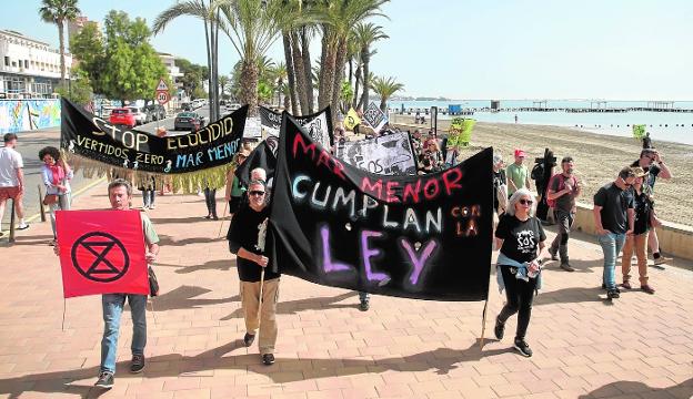 Demonstration to demand the recovery of the Mar Menor, last Saturday in Santiago de la Ribera. 