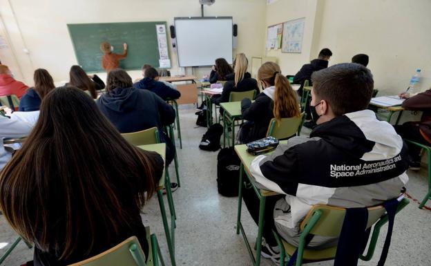 Students in an institute in Murcia in a file image. 