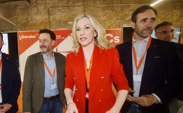 Edmundo Bal, María José Ros and José Ramón Bauzá, this Saturday, at the Citizens convention held in Murcia. 