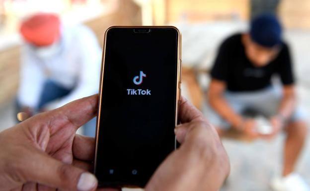 TikTok is very popular among the younger audience and has become the fastest growing social network in Spain.