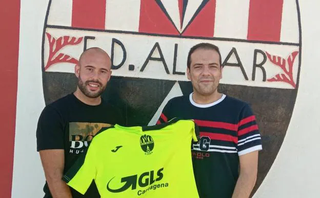 Andrés Noguera, CD Algar goalkeeper. 