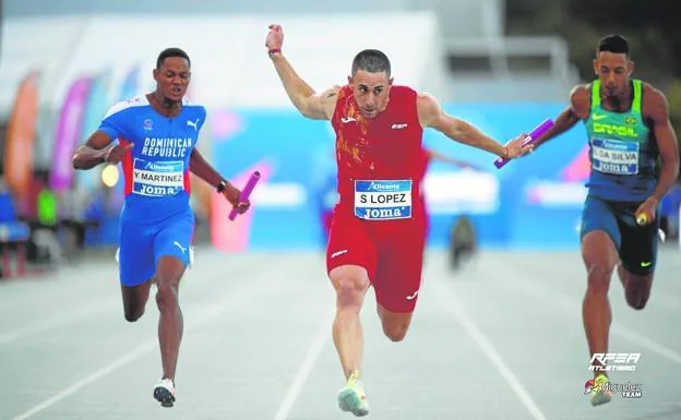 Sergio López, in his participation with the Spanish 4x100 relay of the last World Cup in Oregon.