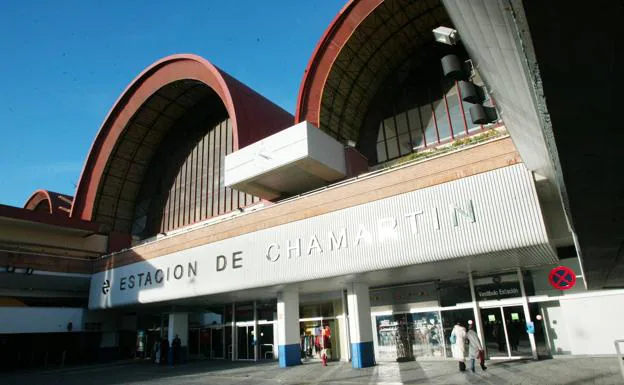 Facade of the Chamartín station, in Madrid.