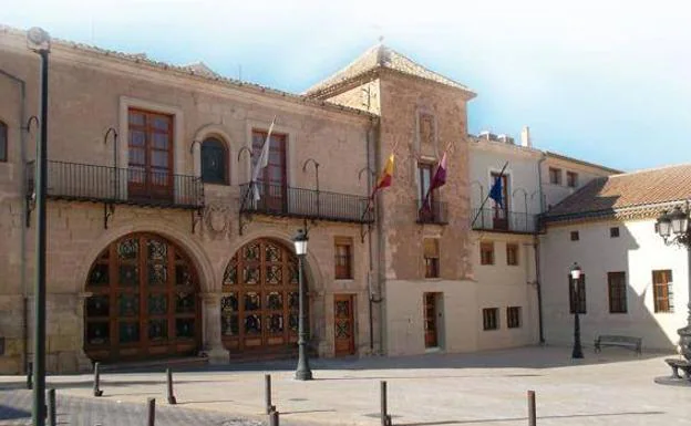 Facade of the City Hall of Yecla.