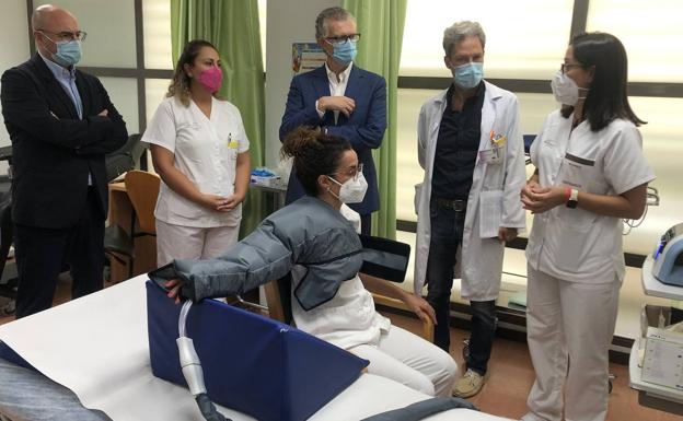 The Minister of Health, Juan José Pedreño, visited the Cieza hospital accompanied by the manager of the Murcian Health Service, Francisco Ponce.