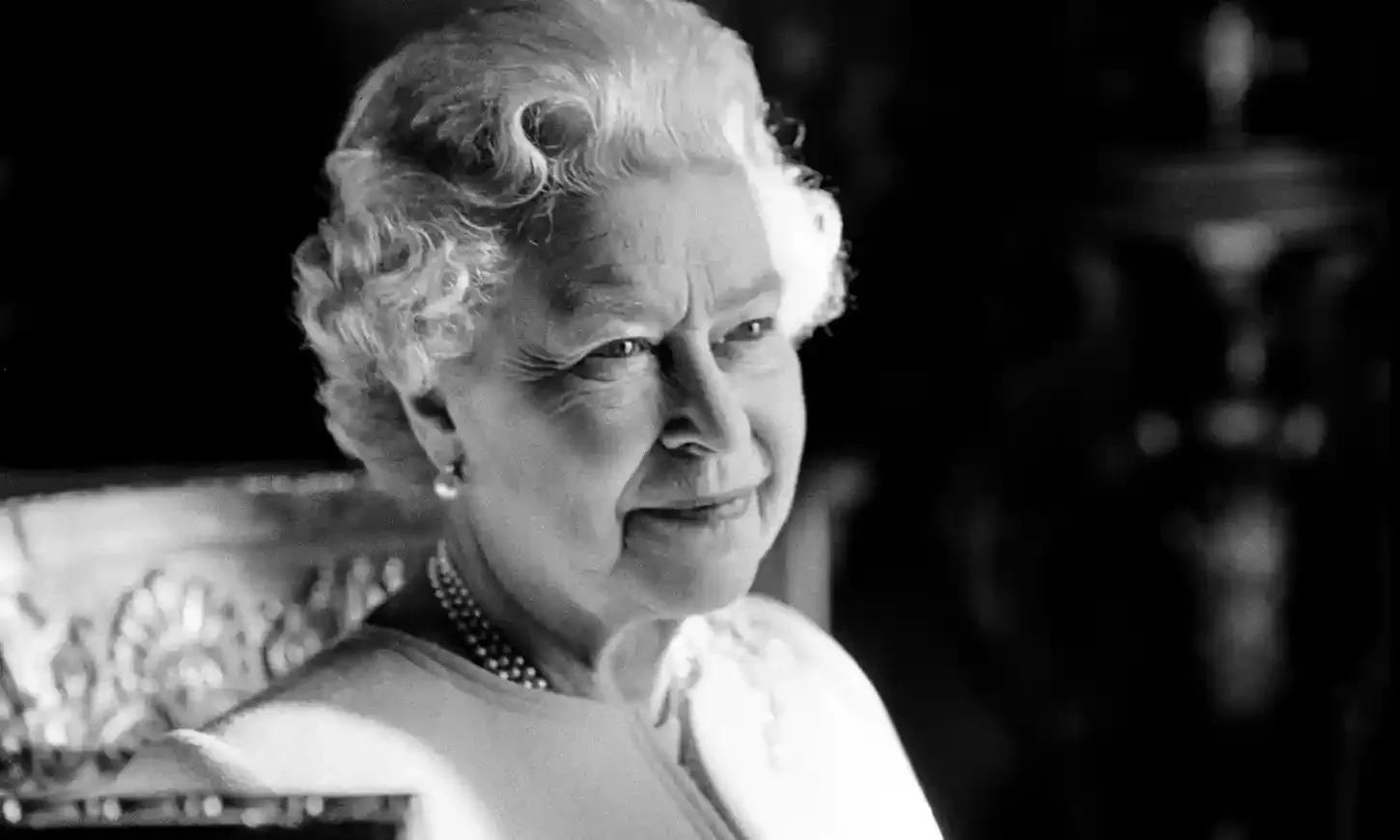 Portrait of Elizabeth II by Jane Bown on the occasion of her 80th birthday