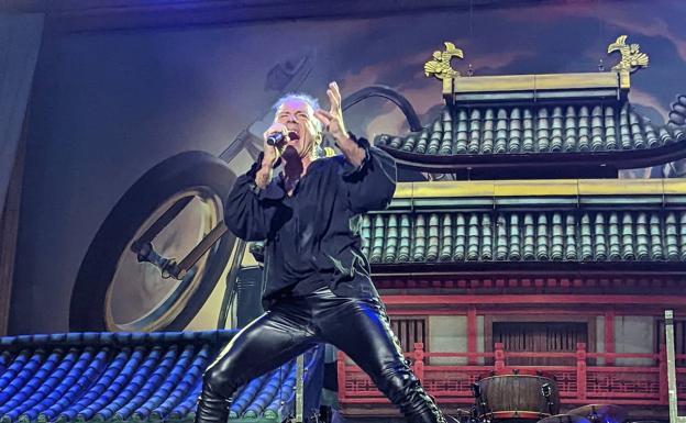 Bruce Dickinson, during the last Iron Maiden concert in Barcelona, ​​on July 29./iVÁN ROSIQUE